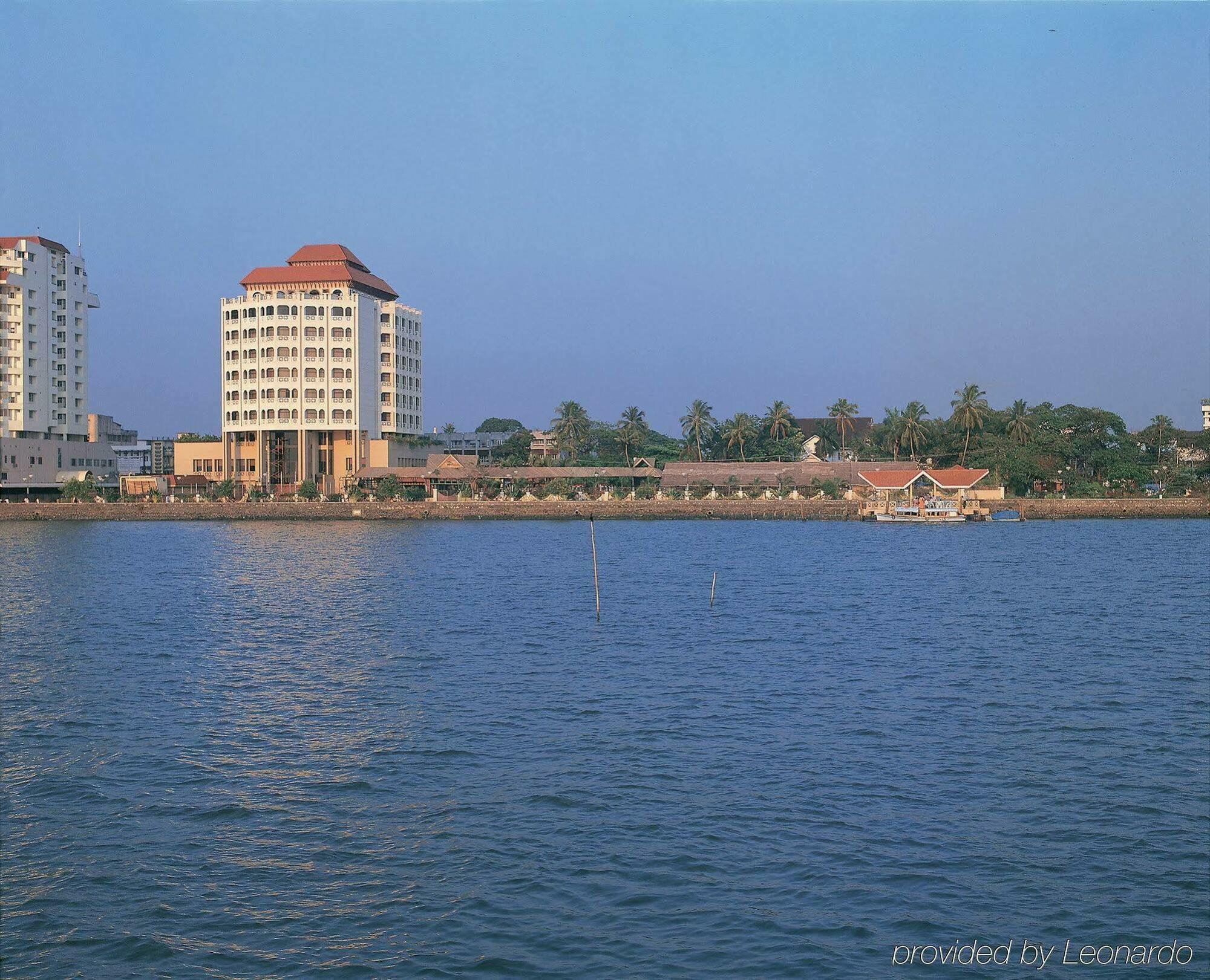 Vivanta Ernakulam, Marine Drive Kochi Bagian luar foto